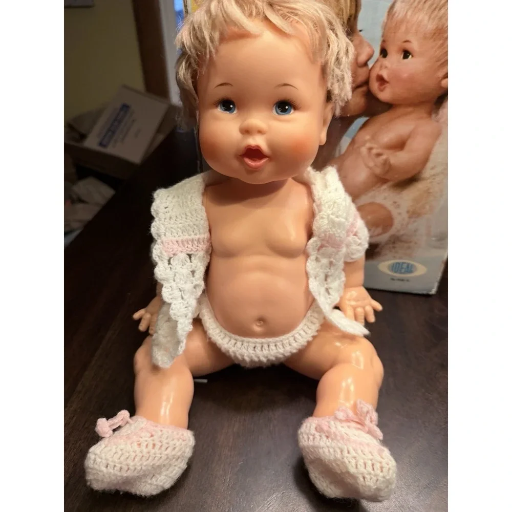 Vintage Ideal 1974 Rub A Dub Dolly Sweater